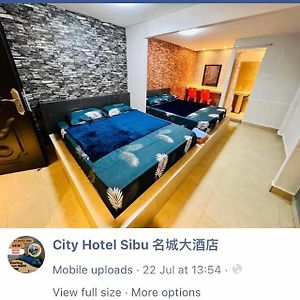 City Hotel